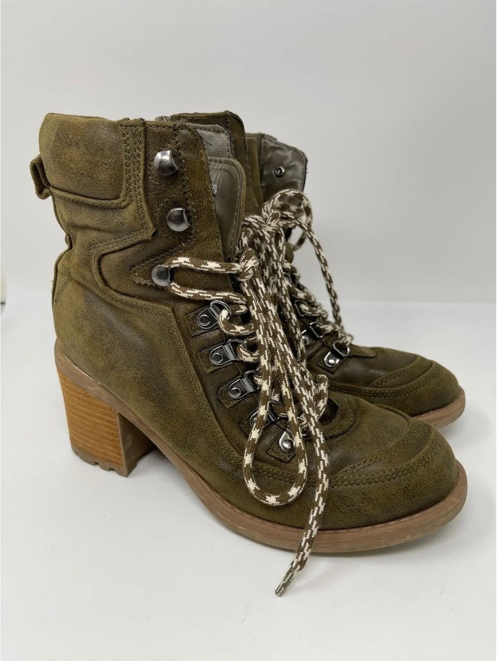Carlos Santana Womens 7.5 Olive Green Lace Up Block Heel Ankle Hiking Boots